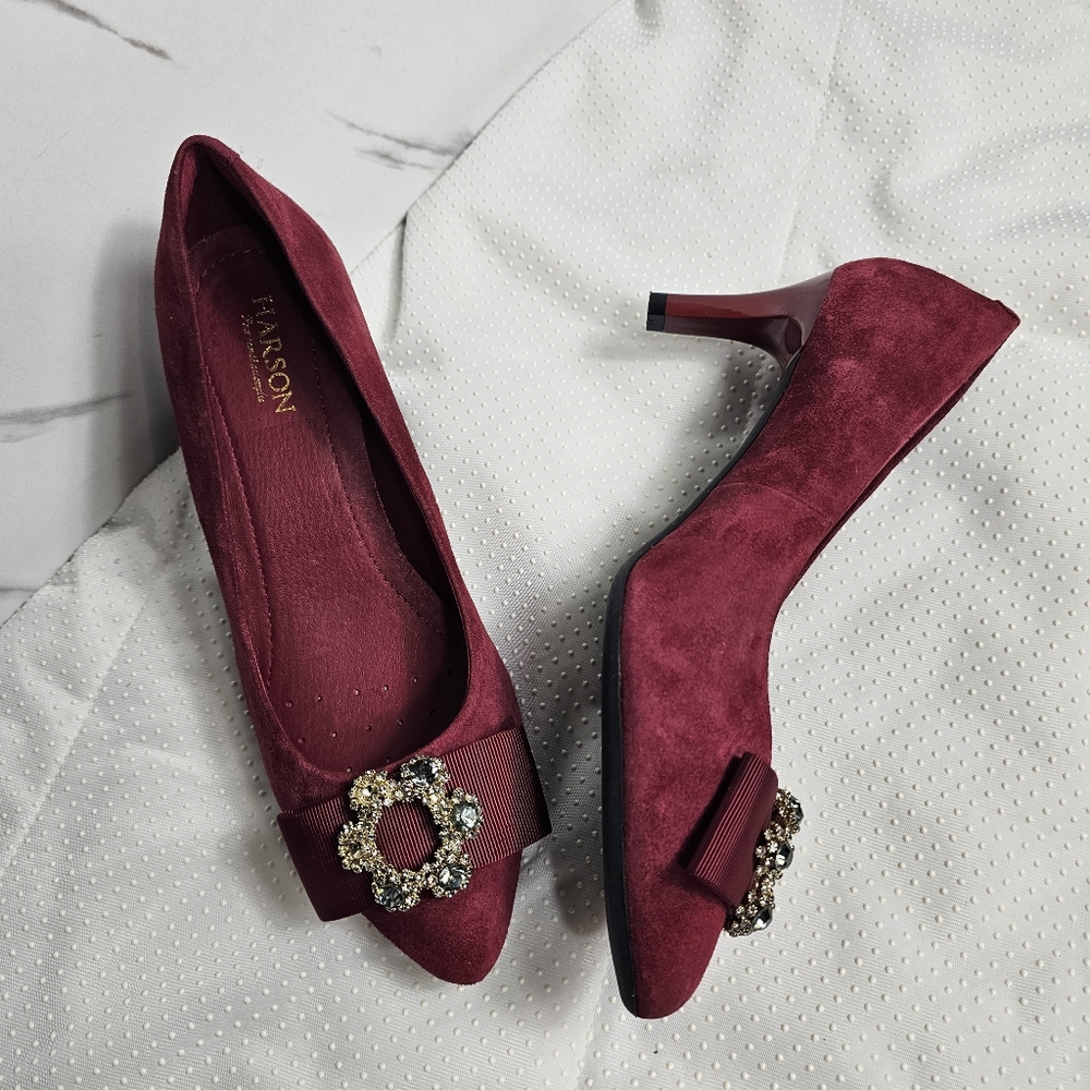 Harson Burgundy Encrusted Brooch Suedette Kitten Heel Pumps